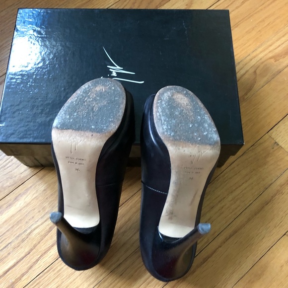 Giuseppe Zanotti Black Peep Toe Heel 5 inches - Picture 5 of 5